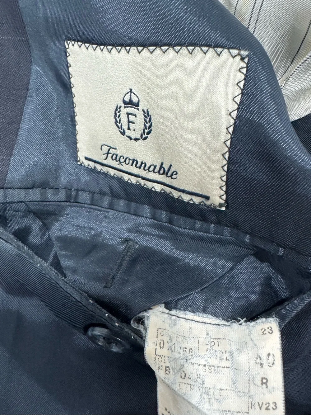 Faconnable Men's Navy Windowpane Two-Button Blazer Size 40R